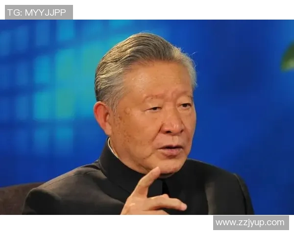 杨姓足球明星的传奇故事与成就揭秘